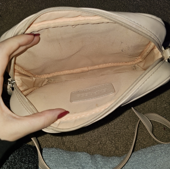 Express crossbody - Picture 3 of 3